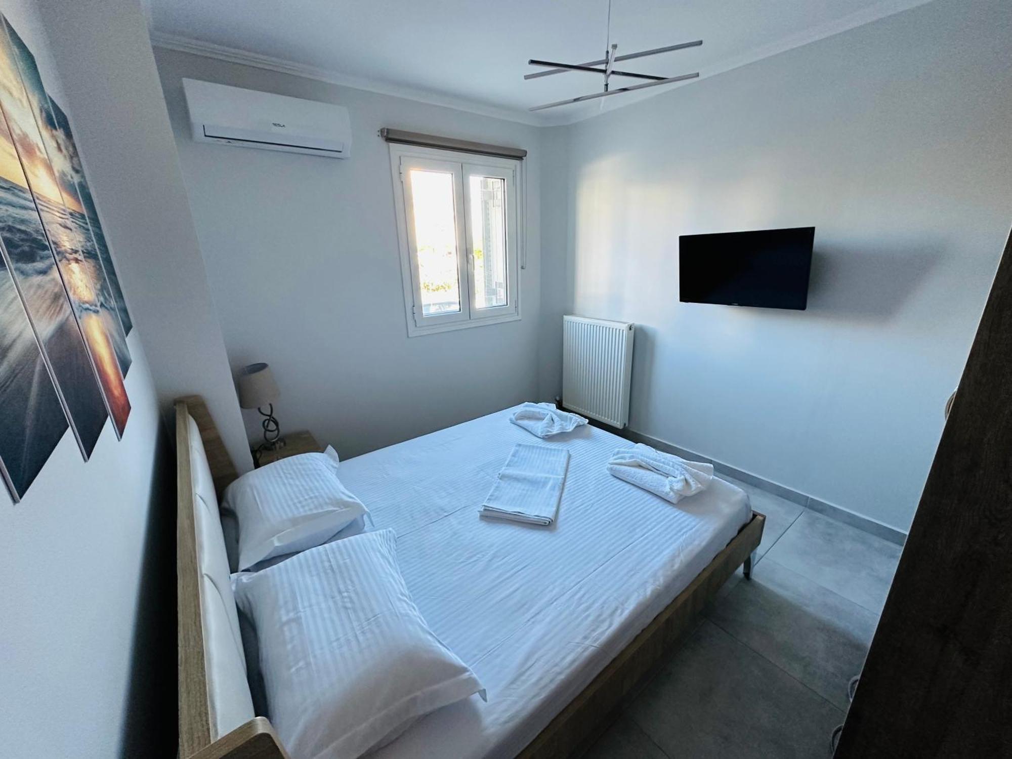 Crystal House Apartment